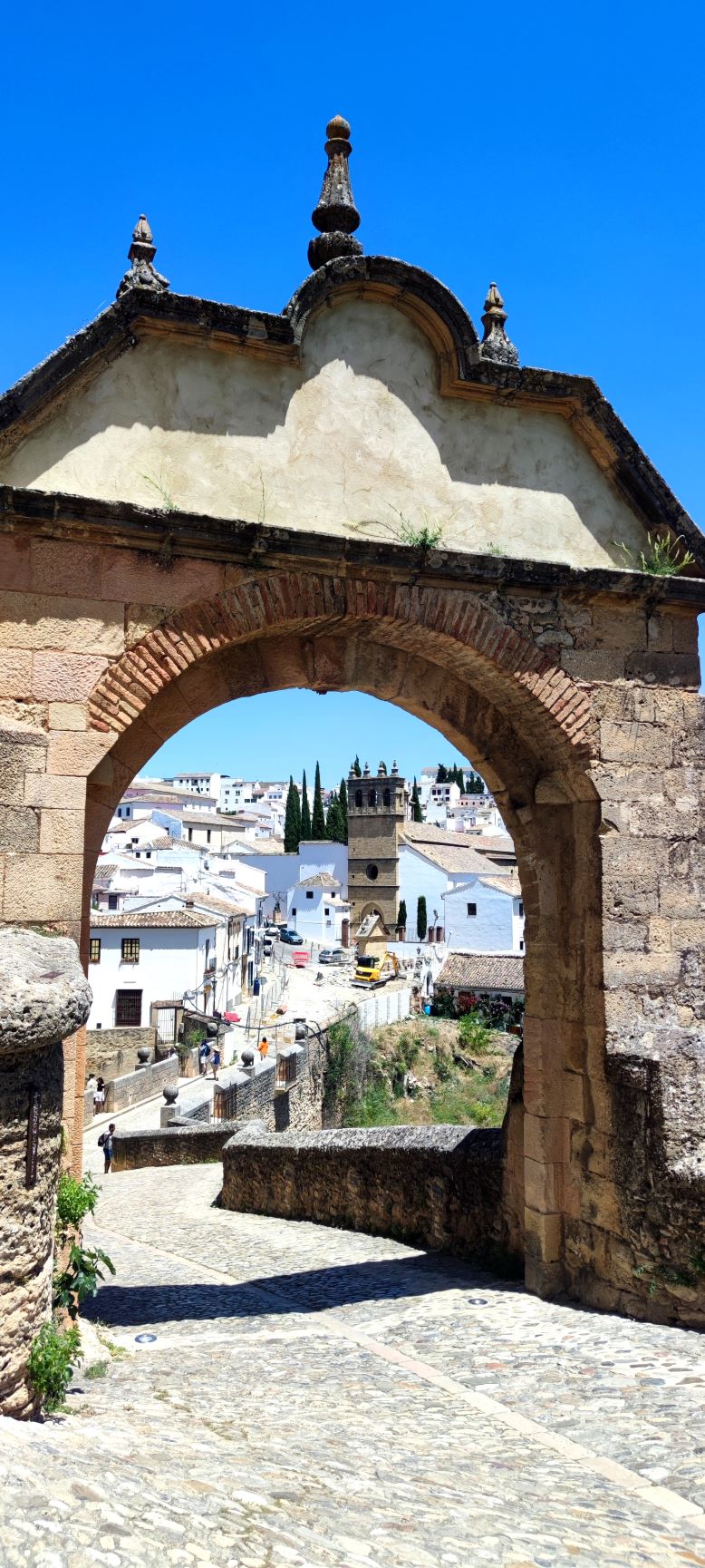 RONDA: A JOURNEY THROUGH THE HISTORY AND NATURAL BEAUTY OF ANDALUSIA ...