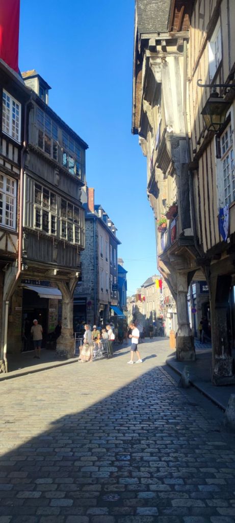 Dinan